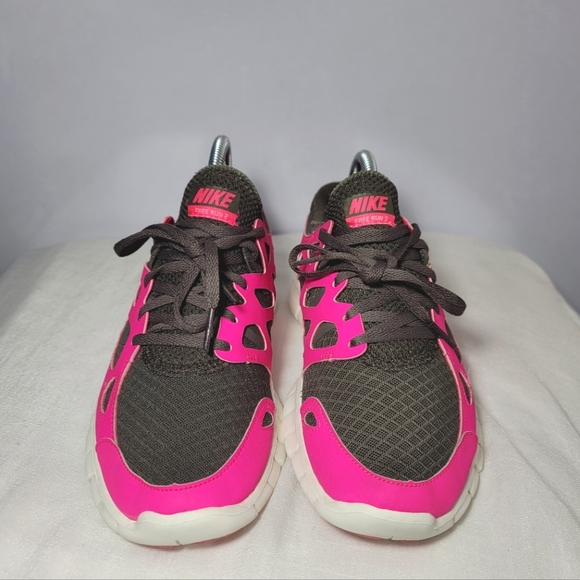 Nike Womens Size 8 Free Run Sneakers. - Picture 3 of 9